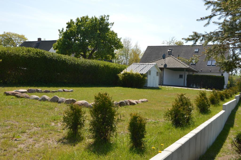 Ferienhaus Ruegen Pantow Екстериор снимка
