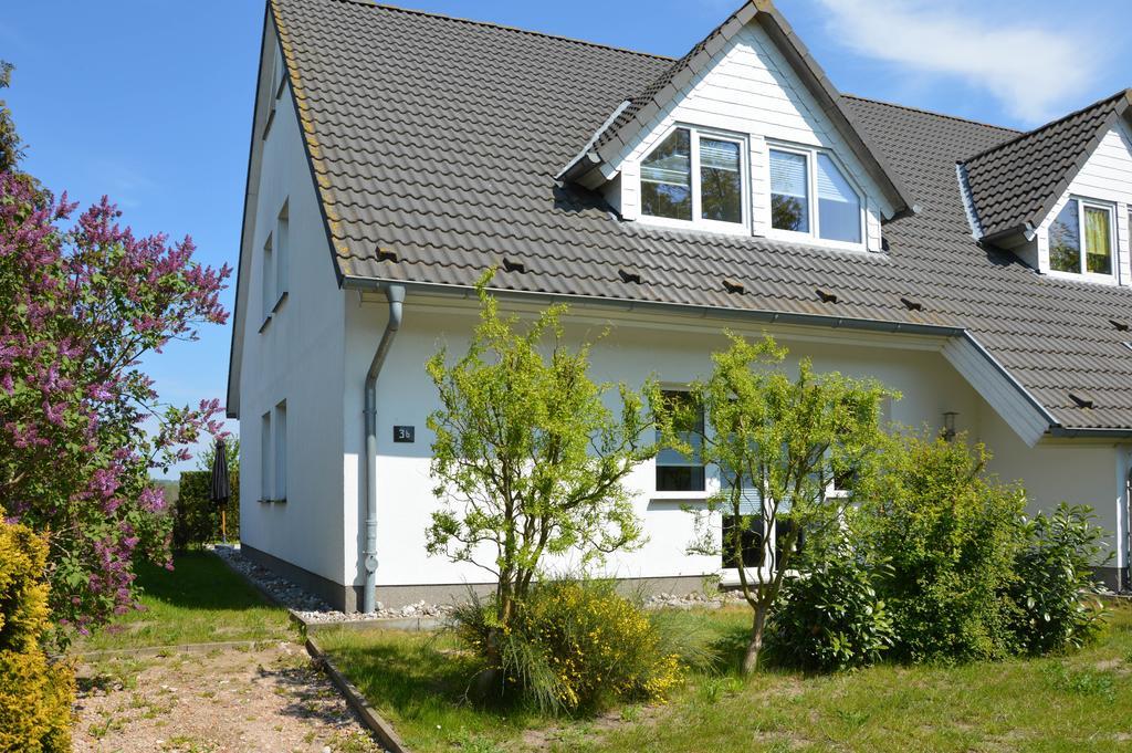 Ferienhaus Ruegen Pantow Екстериор снимка